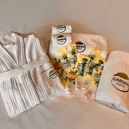 Garden Hotel & Spa Biszkek Zewnętrze zdjęcie