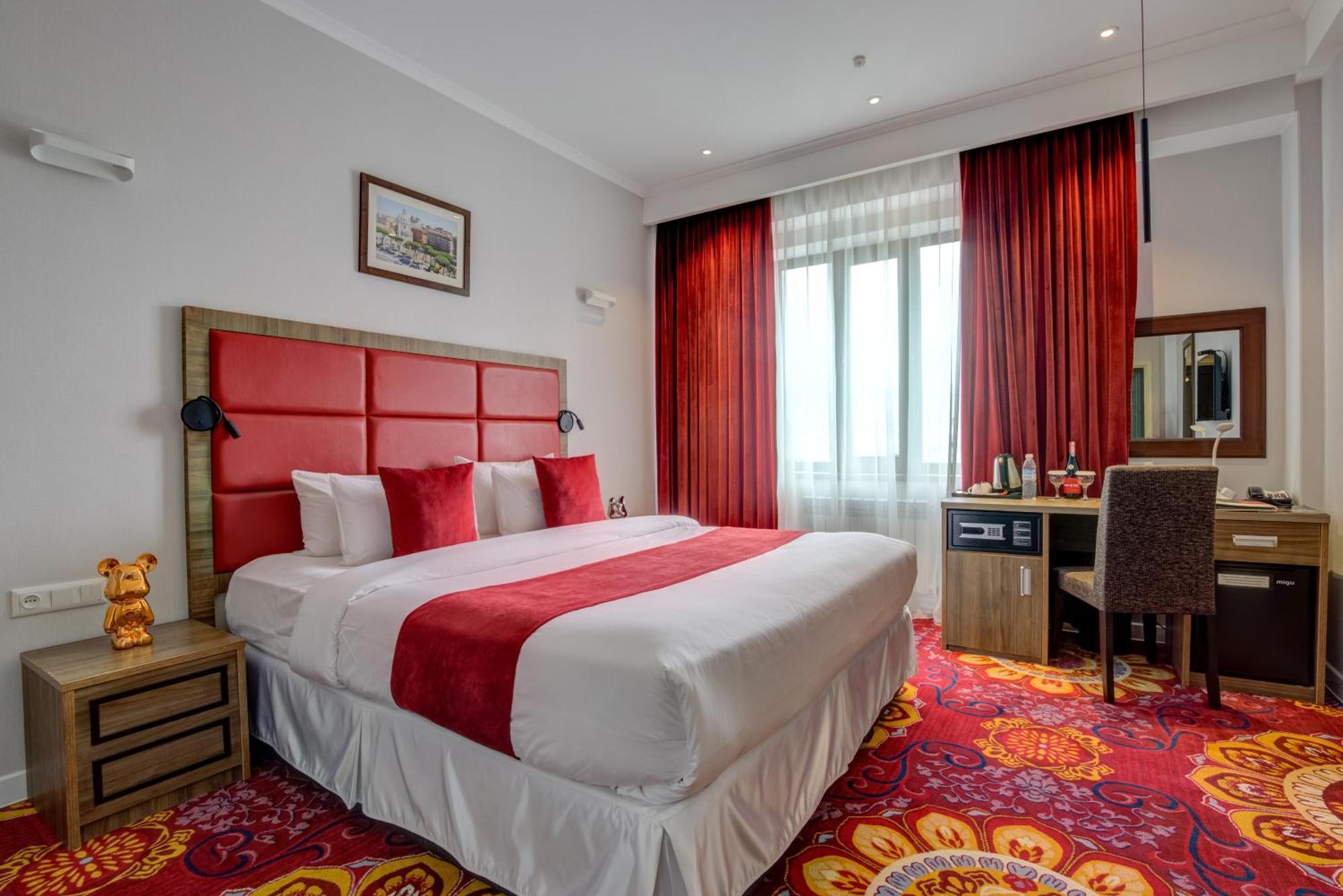 Garden Hotel & Spa Biszkek Zewnętrze zdjęcie