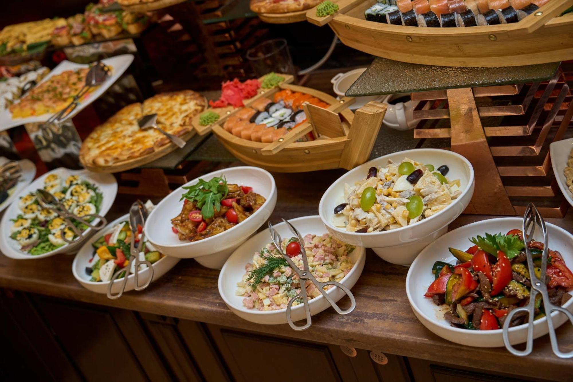 Garden Hotel & Spa Biszkek Zewnętrze zdjęcie