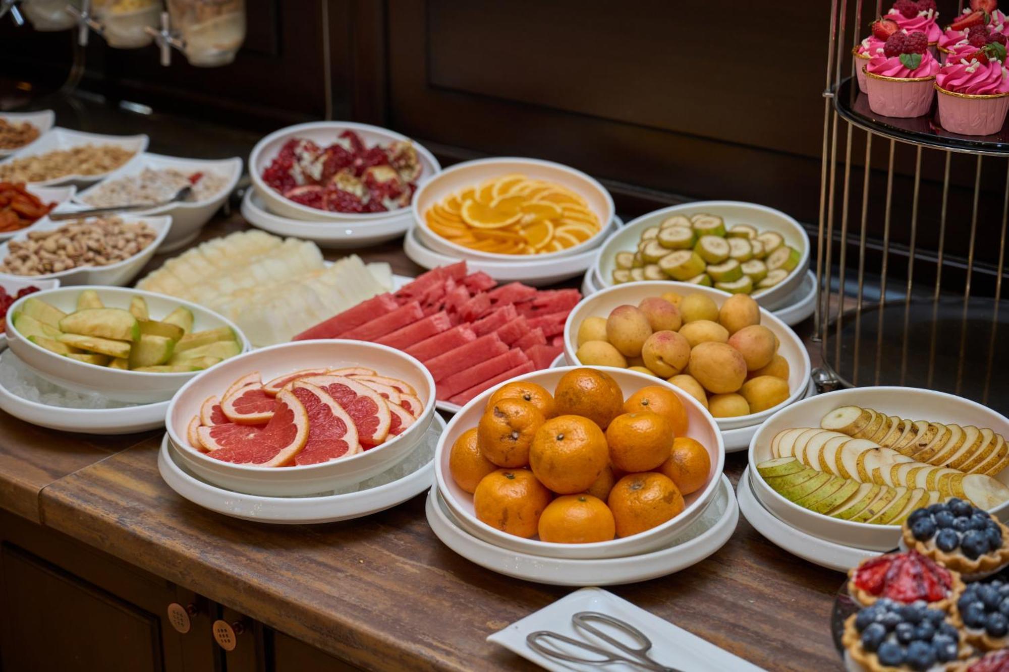 Garden Hotel & Spa Biszkek Zewnętrze zdjęcie