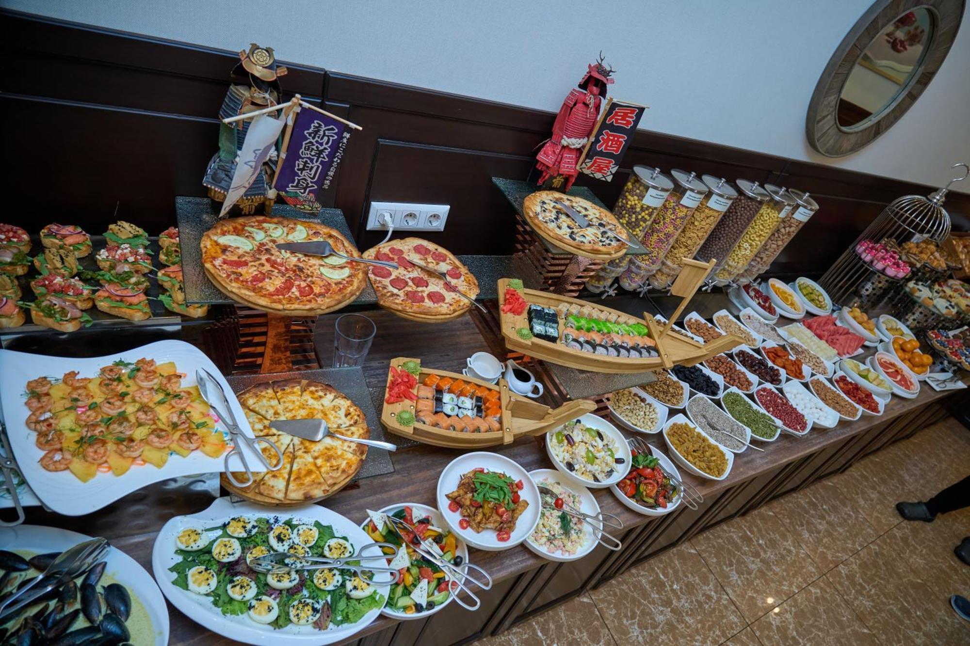 Garden Hotel & Spa Biszkek Zewnętrze zdjęcie