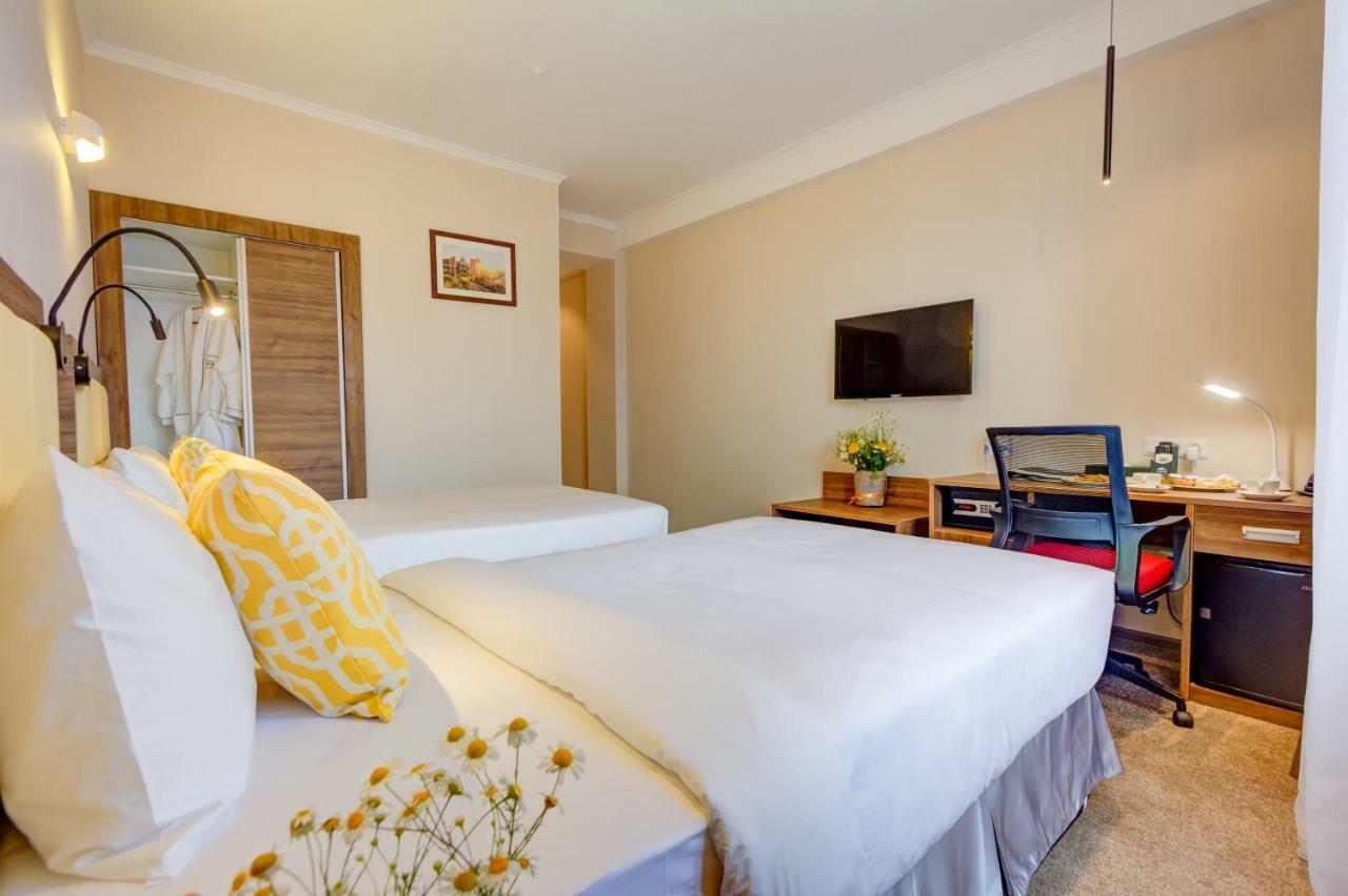 Garden Hotel & Spa Biszkek Zewnętrze zdjęcie