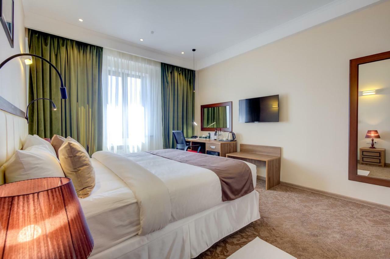 Garden Hotel & Spa Biszkek Zewnętrze zdjęcie